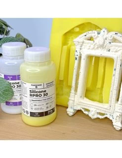 R PRO 30 - Gomma Siliconica 1:1 Liquida Per Stampi Di Elevata Durezza, Atossica E Facile Da Usare -Negozio Di Giocattoli Alla Moda r pro 30 gomma siliconica liquida per stampi di elevata durezza 5