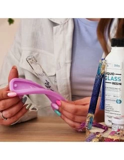 Kit - Crea Segnalibri In Resina DIY [con Video Corso In Omaggio] -Negozio Di Giocattoli Alla Moda realizza segnalibri in resina video corso kit 4