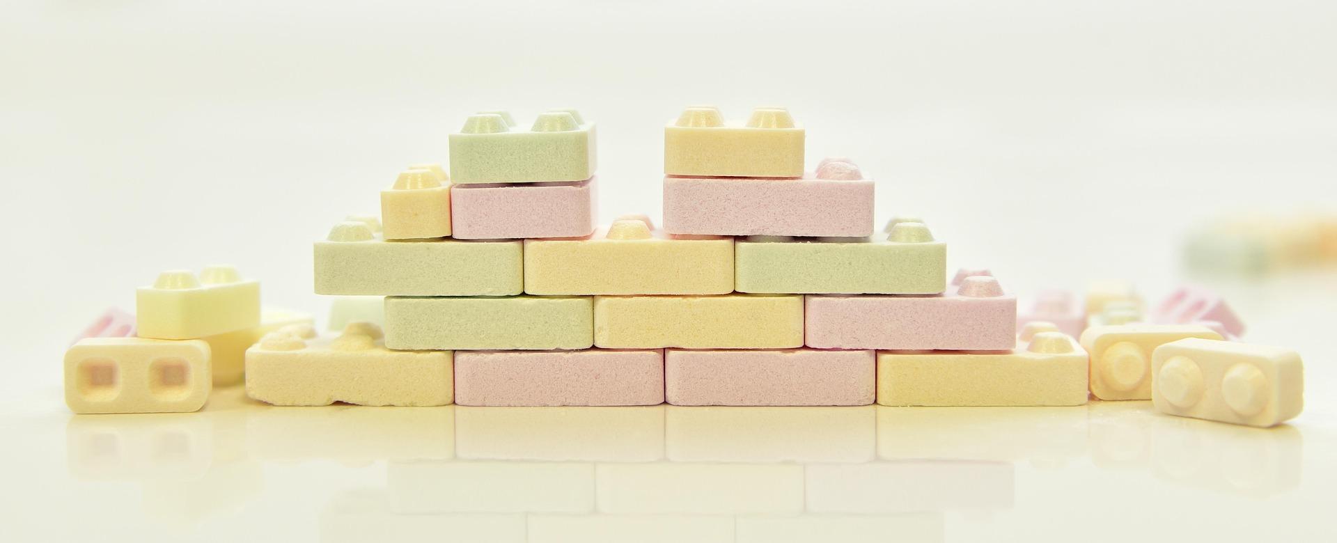 Negozio Di Giocattoli Alla Moda -Negozio Di Giocattoli Alla Moda stones 3835584 1920